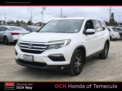 White Diamond Pearl 2017 Honda Pilot EX