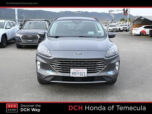 2022 Ford Escape Titanium