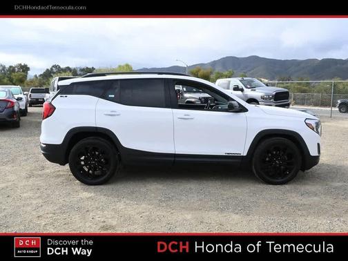 2020 GMC Terrain SLE