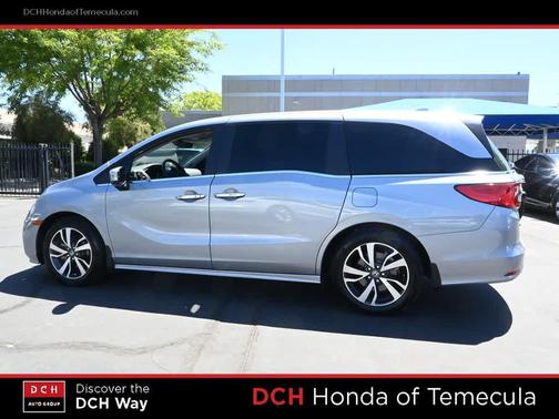 Lunar Silver Metallic 2024 Honda Odyssey Touring