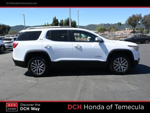 2017 GMC Acadia SLE-2