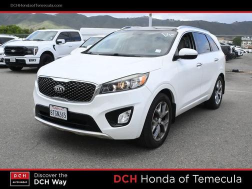 Snow White Pearl 2017 Kia Sorento SX