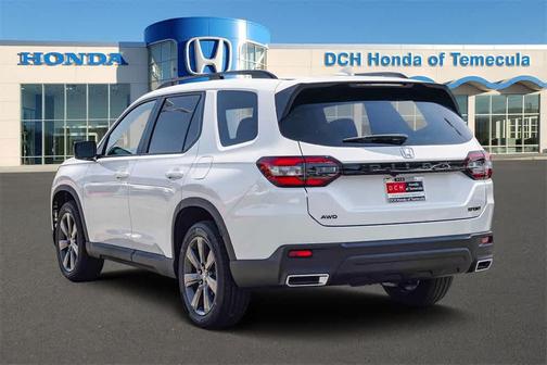 2025 Honda Pilot Sport