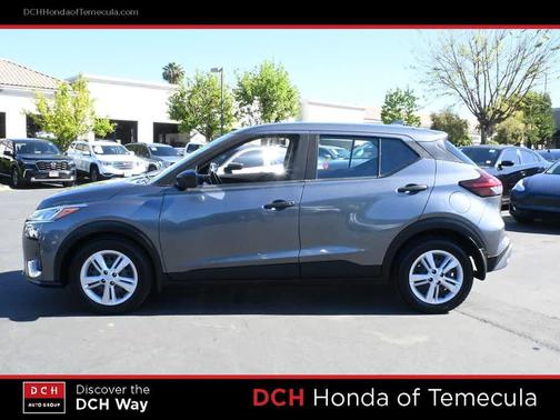 Gun Metallic 2021 Nissan Kicks S