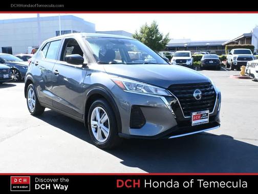 Gun Metallic 2021 Nissan Kicks S