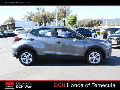 Gun Metallic 2021 Nissan Kicks S