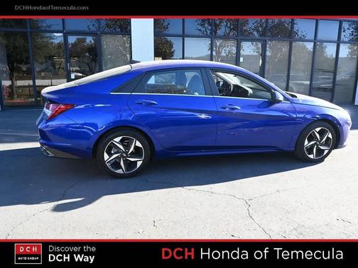 2022 Hyundai ELANTRA Limited