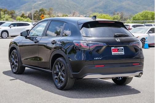 2025 Honda HR-V 2WD Sport