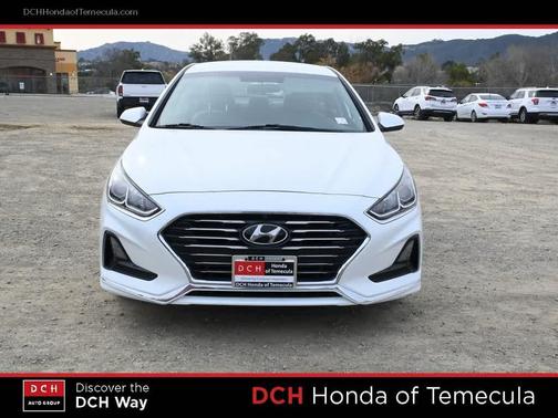 2018 Hyundai SONATA SE