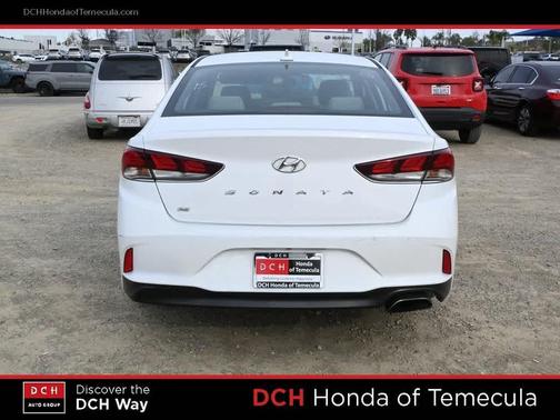 2018 Hyundai SONATA SE