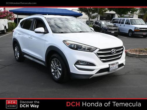 Dazzling White 2017 Hyundai TUCSON Eco