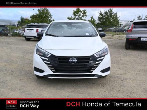 Fresh Powder 2025 Nissan Versa 1.6 S