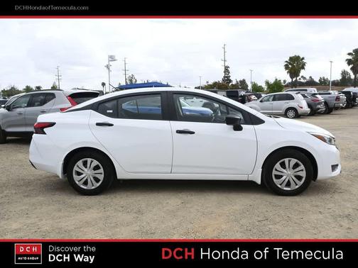 Fresh Powder 2025 Nissan Versa 1.6 S