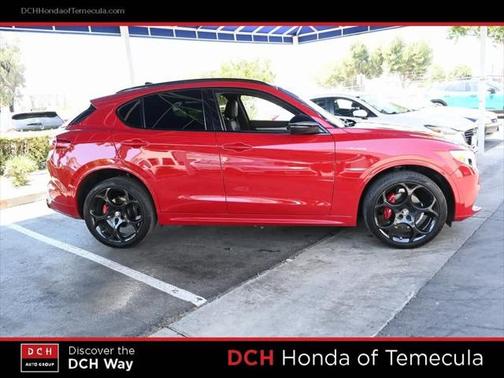 2022 Alfa Romeo Stelvio Ti
