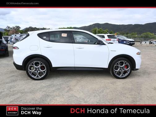 Alfa White 2024 Alfa Romeo Tonale Veloce EAWD