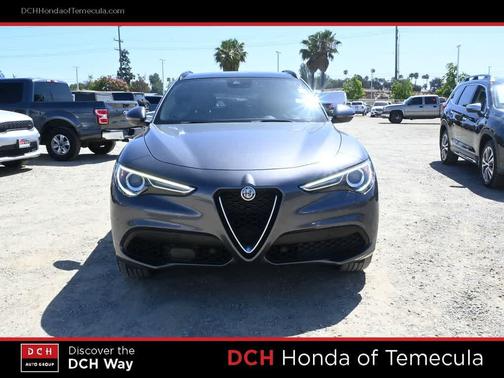 Vesuvio Gray Metallic 2023 Alfa Romeo Stelvio Ti