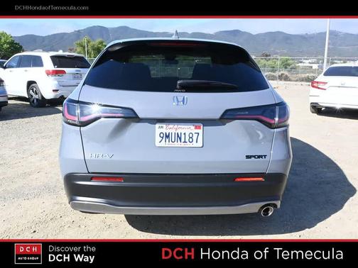 Urban Gray Pearl 2024 Honda HR-V AWD Sport