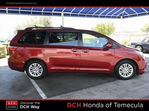 2015 Toyota Sienna XLE Premium