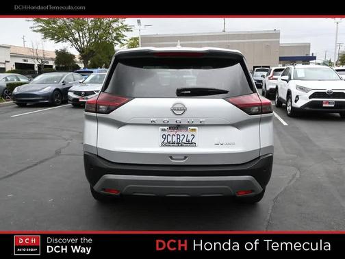 2022 Nissan Rogue SV