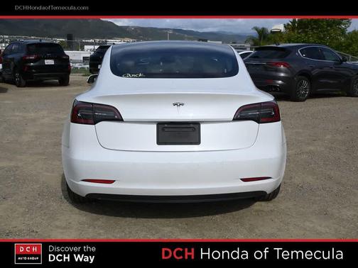 Pearl White Multi-Coat 2021 Tesla Model 3 Standard Range Plus