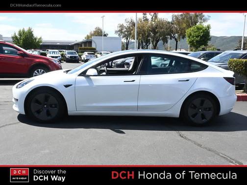 Pearl White Multi-Coat 2021 Tesla Model 3 Standard Range Plus