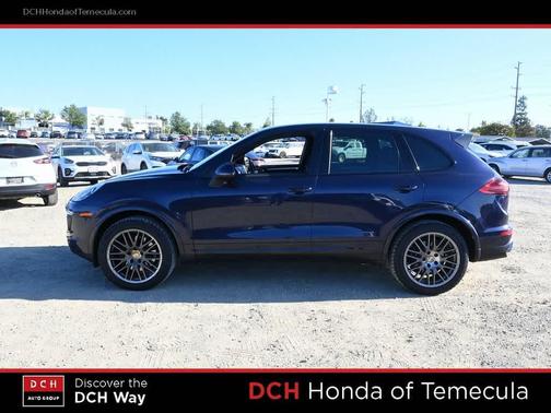 2017 Porsche Cayenne Platinum Edition