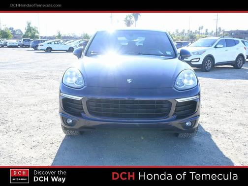 2017 Porsche Cayenne Platinum Edition