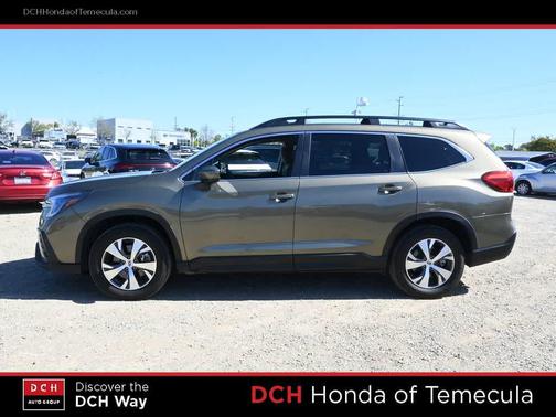Autumn Green Metallic 2024 Subaru Ascent Premium 7-Passenger