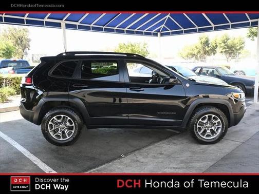 2022 Jeep Cherokee Trailhawk
