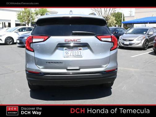 2023 GMC Terrain SLE