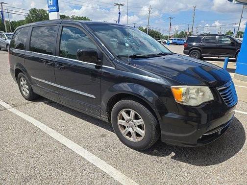 2012 Chrysler Town & Country Touring