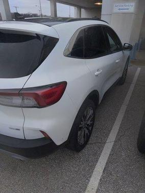 2020 Ford Escape Titanium