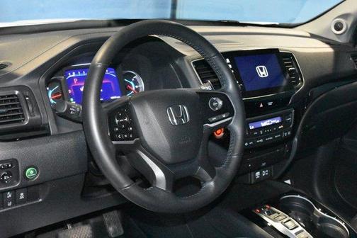 White 2020 Honda Pilot Touring 7-Passenger