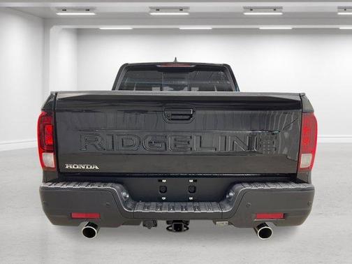 Crystal Black Pearl 2026 Honda Ridgeline Black Edition