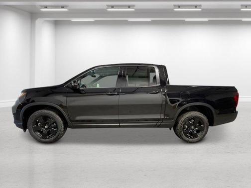 Crystal Black Pearl 2026 Honda Ridgeline Black Edition