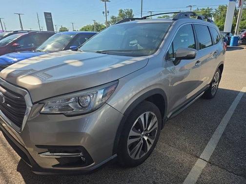 Tungsten Metallic 2019 Subaru Ascent Limited 7-Passenger