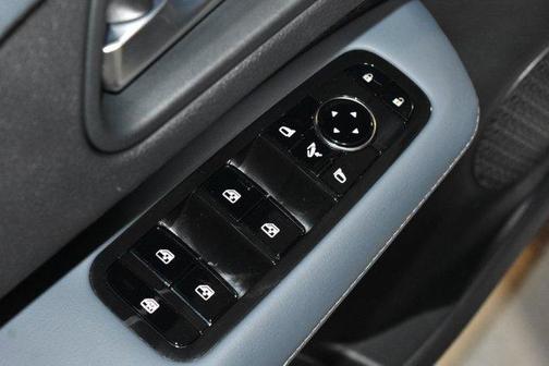 Pearl 2025 Nissan ARIYA PLATINUM+