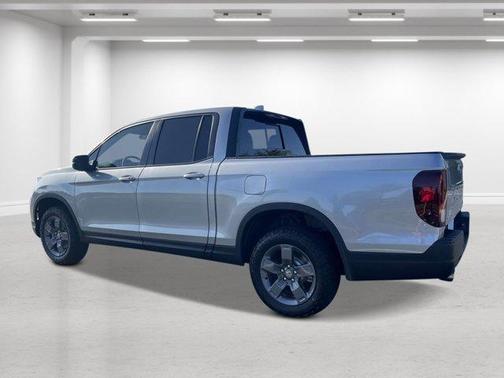 Solar Silver Metallic 2026 Honda Ridgeline TrailSport