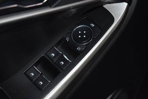 Black Metallic 2022 Ford Explorer XLT