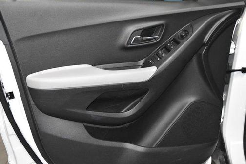 2022 Chevrolet Trax LS