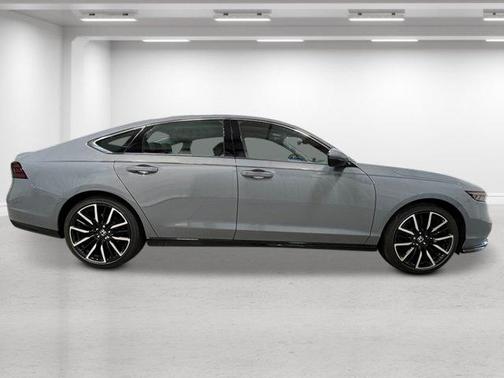 Urban Gray Pearl 2026 Honda Accord Hybrid Touring