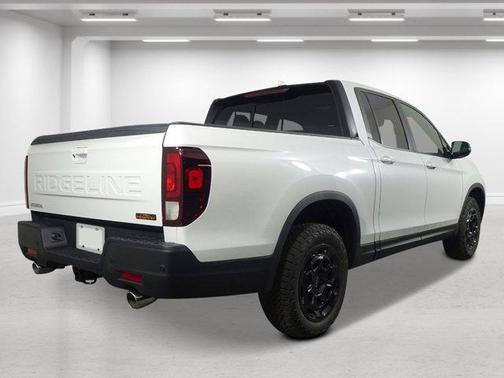 2025 Honda Ridgeline TrailSport+