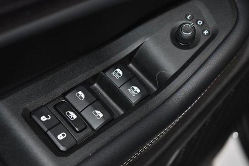 2021 Jeep Grand Cherokee L Laredo