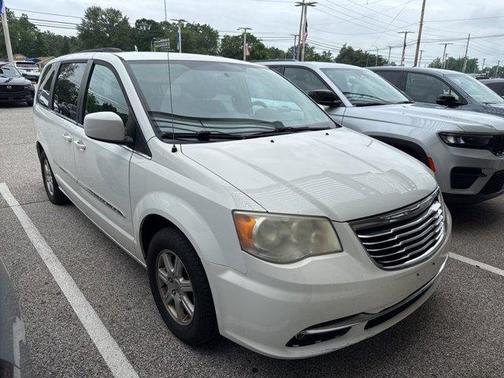 2012 Chrysler Town & Country Touring