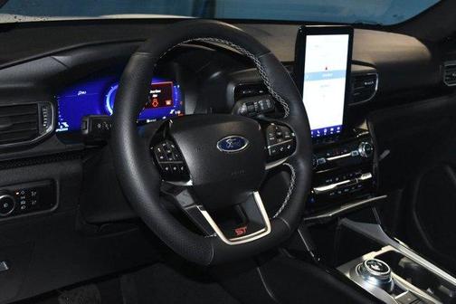 Star White 2023 Ford Explorer ST