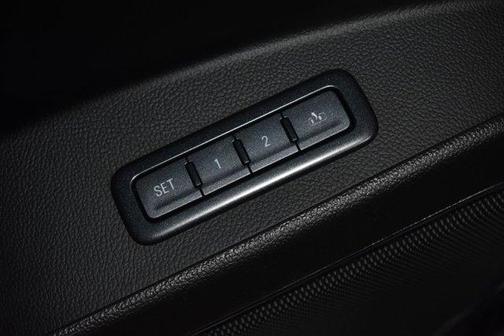 Iridescent Pearl Tricoat 2017 Chevrolet Suburban Premier