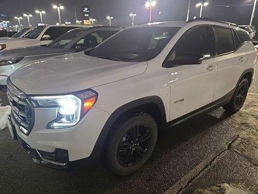 2023 GMC Terrain AT4