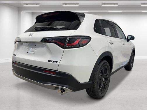 Platinum White Pearl 2027 Honda HR-V Sport