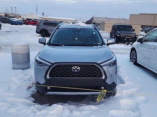 2024 Toyota Corolla Cross XLE