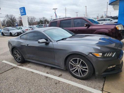 2017 Ford Mustang EcoBoost Premium